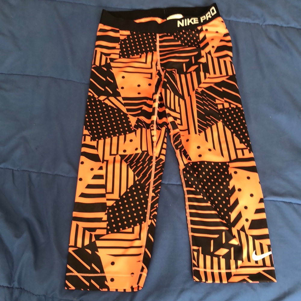 Nike Pro Workout Capris